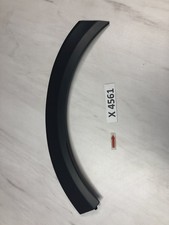 FORD PUMA 	2498282 / L1TB-S286D 	KOTFLÜGELZIERLEISTE HINTEN LINKS NEU ORIGI