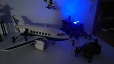 Playmobil Flugzeug Entfürung  SEK Truck SWAT Polizei Hubschrauber