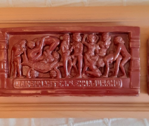 Erotische reliefs aus asien - reliefs,