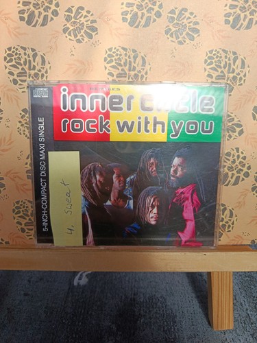 Inner circle rock with - circle,