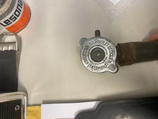 Renault 4cv Dauphine Floride + Gordini Kühlerdeckel  Kühlerdruckdeckel/SR