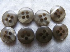 ca 1 cm 8 Stück grau braun Hemd klein Knöpfe Bluse vintage Sammlung Set Puppe