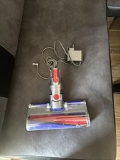 V8 Dyson, Parkett Und Fliesen,Aufsatz Und Ladekabel