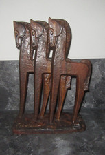 keramikskulptur 3 pferde