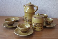 Keramik  Service Kanne Dose Unterteller Schalen