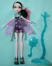 Monster High Puppe Draculaura