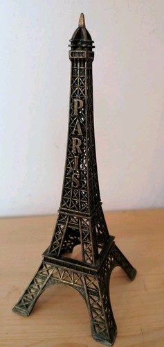 Eiffelturm souvenir aus metall - aus,