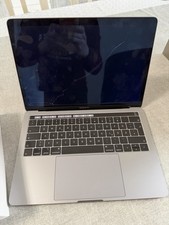 Apple MacBook Pro 13 Zoll A1989 DEFEKT!