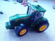 Bruder John Deere 7930 mit Kippanhänger