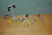 Modellbahn Konvolut Laternen und Andreaskreuze