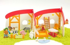 Goki Puppenhaus Auf der Farm - 35 Teile - Holz