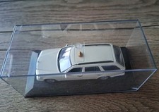 Mercedes Modell W124/E Klasse, Taxi-Kombi, 1:43 oder 1:24????