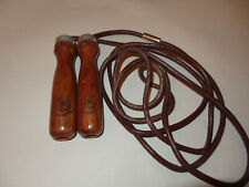 GOLDEN STALLION Springseil Profi Holzgriff Lederband