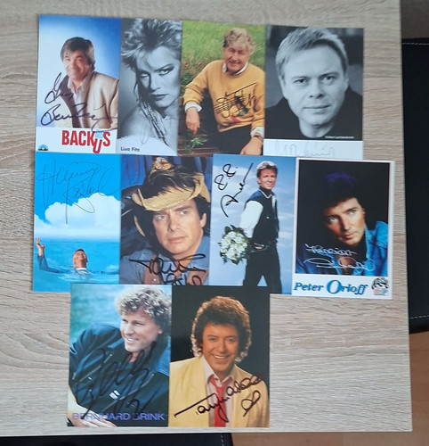 Autogrammkarten signiert - 10,