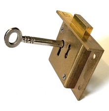 Massive Messing Schublade