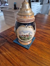 Bierkrug mit Zinndeckel