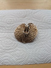 Brosche Anstecknadel goldfarben von Crown Trifari Blattbrosche gebürstet 1960