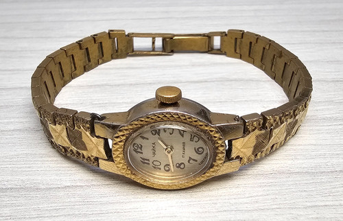 Chayka soviet vintage damenuhr - chayka,