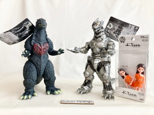 2004 bandai godzilla - bandai,
