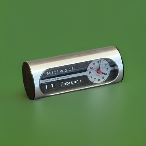 Junghans resonic date - up,