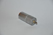 Kleiner Getriebemotor 6V - 12V 60 - 120 U/min Achse 4mm mit Getriebe gekapselt