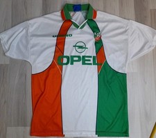 Vintage Umbro Ireland Fußball
