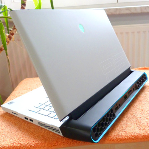 Alienware area 51m - alienware, end