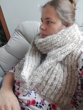 Handgesponnener Alpaka Schal