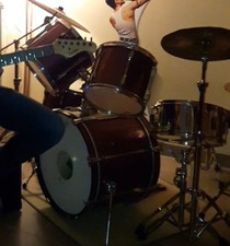 Schlagzeug von Pearl,  gebraucht, gut erhalten