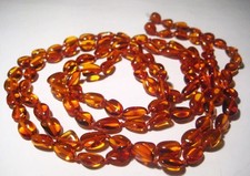 Elegante lange Halskette aus