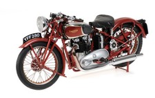 Minichamps 122133700 TRIUMPH