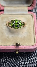 Peridot und Diamant Ring