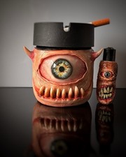 Einzigartiger handgefertigter Monster Aschenbecher /zippo/ Feuerzeug 