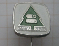 NATRON MAGLA ......................................... Nadel / kein Pin (N1/9)