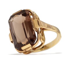 Ring aus 585er Gelbgold 14K mit einem Rauchquarz Gr. 52 Gewicht 5,75g