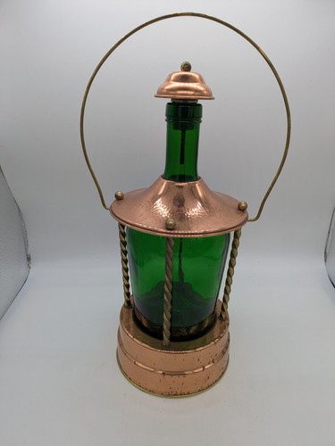 Alte schnapsflasche mit - schnapsflasche,