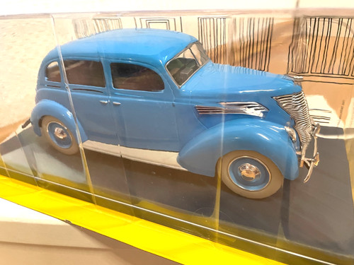Tim und struppi auto - struppi,
