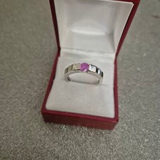 Madagaskar rosa Saphir