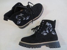 Schnürboots Boots Stiefel Wildleder-Imitat 39 (Etikett 40) neu Blumen Stickerei