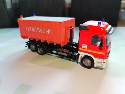 Feuerwehr herpa actros wlf - herpa,