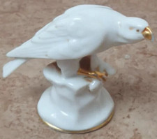 Adler Porzellan Figur