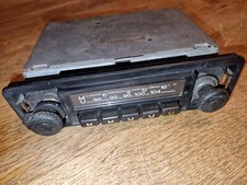 Altes Autoradio Hitachi KM1826