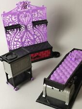 Mattel Monster High Sargliege Liege Schrankwand Regal lila schwarz RAR Selten!