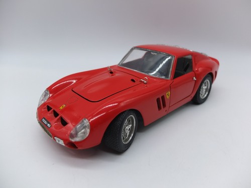 Bburago ferrari gto 1962 - 1962, 1:18
