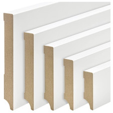 REESE | Weiße Sockelleisten |