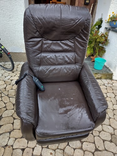 Ledersessel mit elektr