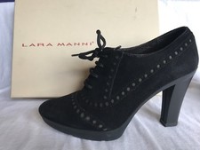 LARA MANNI Schuhe schwarz mit