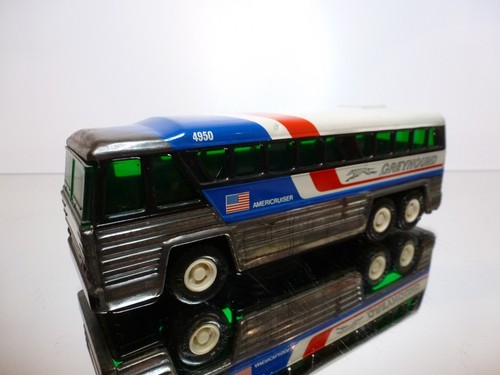 Buddy tin toy coach - buddy,