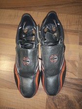 Fußballschuhe zusammenbauen - fußballschuhe,