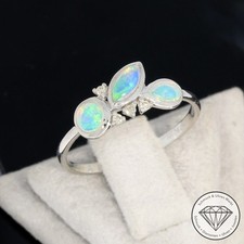 Wert 990 € Brillant Opal Ring 750 18 Karat Weiß Gold xxyy